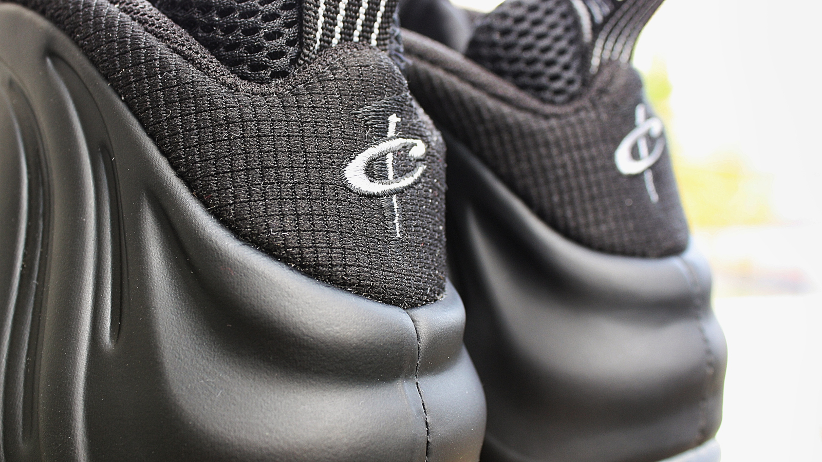 foamposite stealth release date