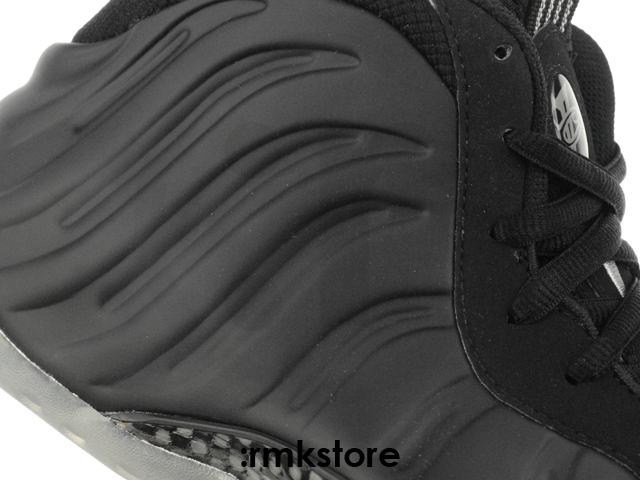 Nike Air Foamposite One ‘Stealth’ - Detailed Look
