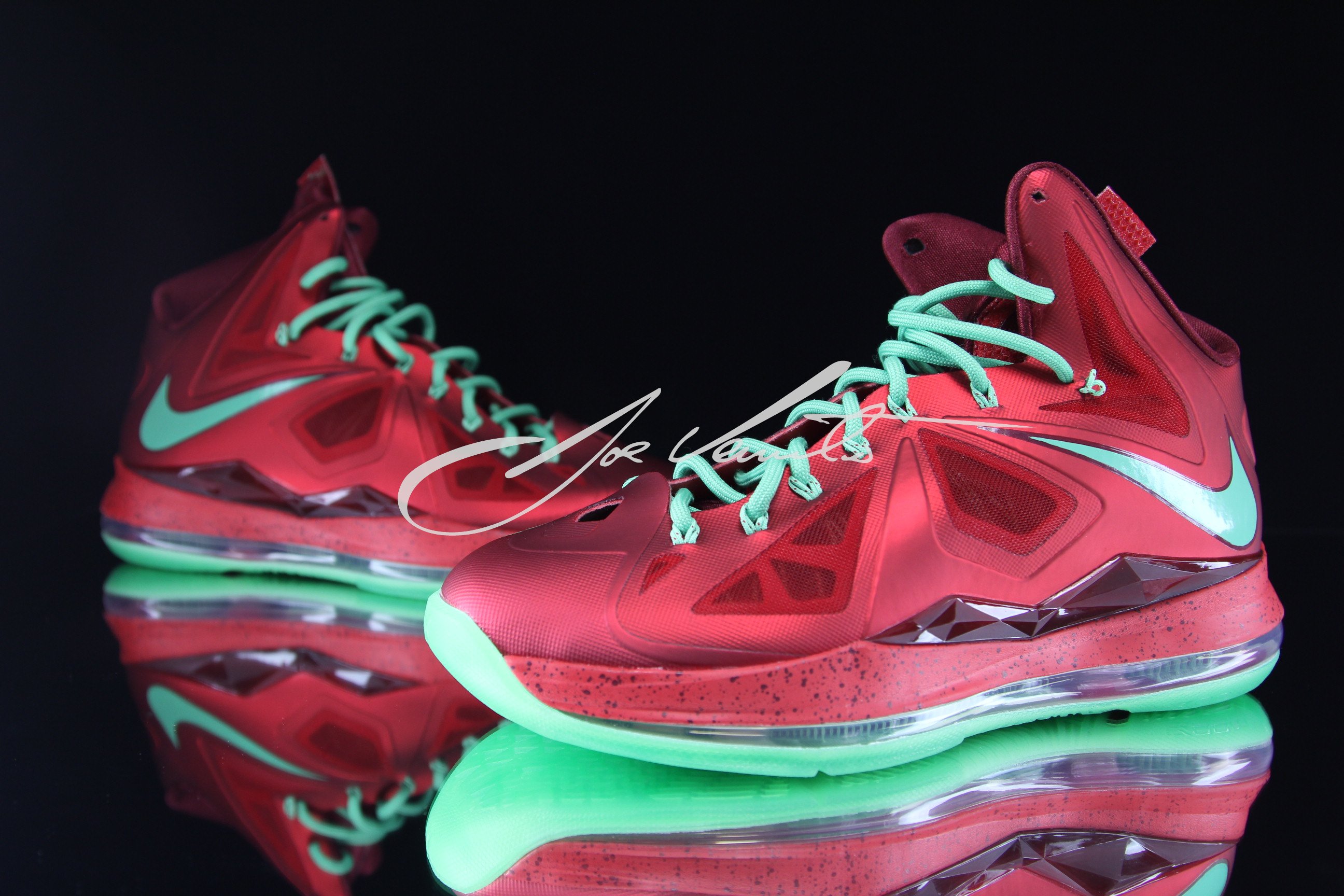 Nike LeBron X (10) 'Christmas'