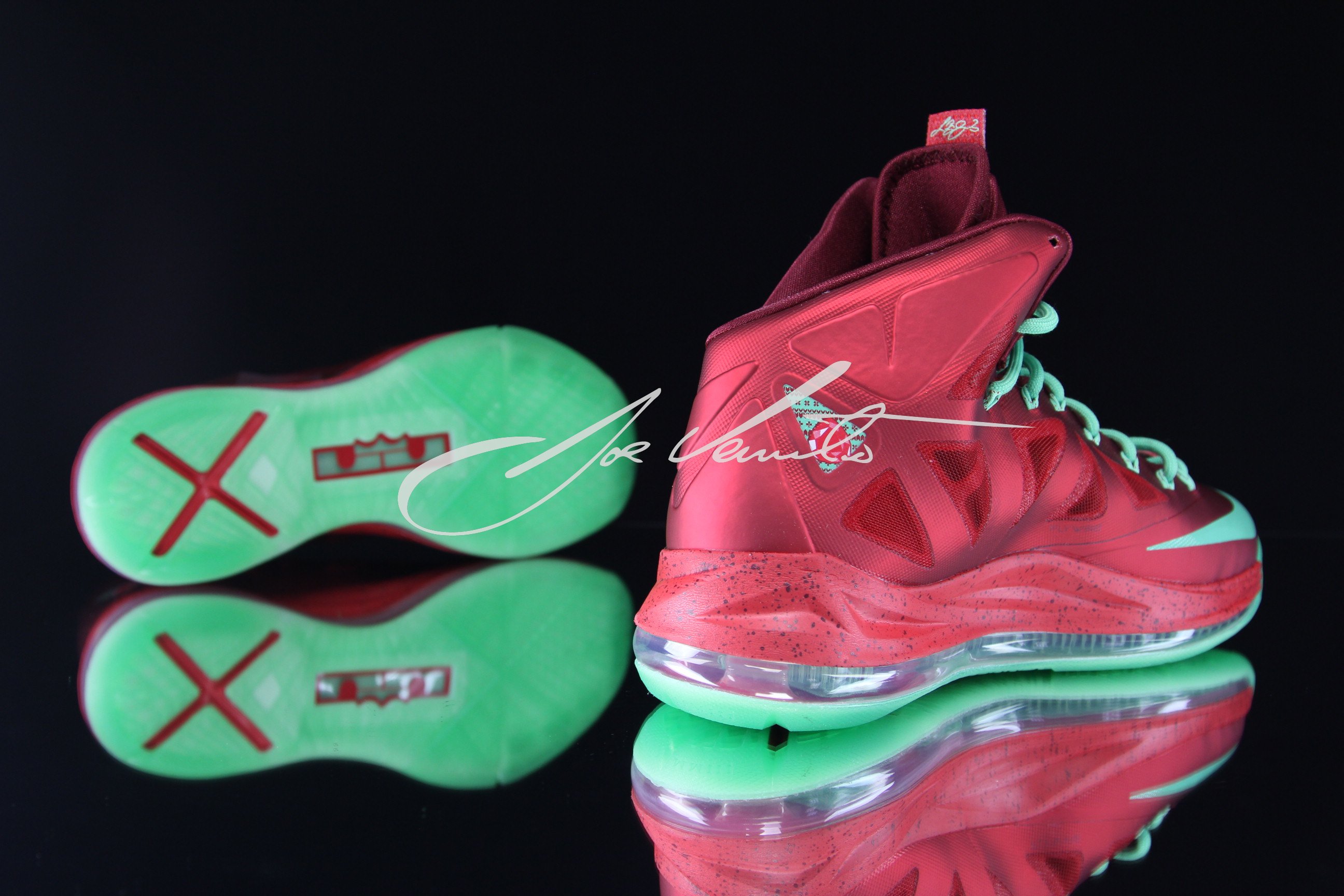 Nike LeBron X (10) 'Christmas'