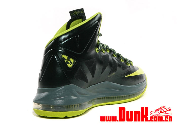 Nike LeBron X (10) XDR 'Dunkman'