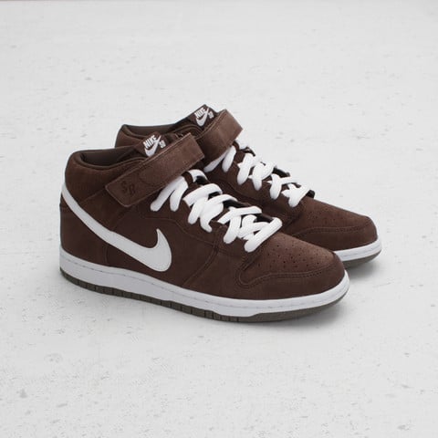 Nike SB Dunk Mid ‘Baroque Brown’ at Concepts