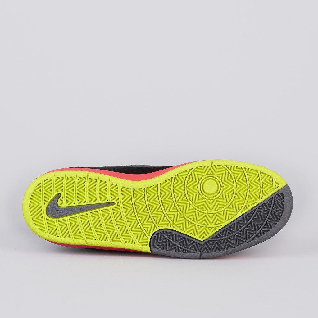 Nike SB Eric Koston ‘Black/Dark Grey-Sunburst-Atomic Green’