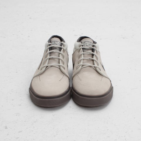 stefan janoski light bone