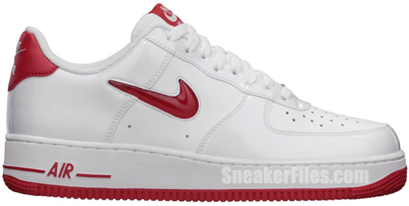 Release Reminder: Nike Air Force 1 Low Jewel ‘White/University Red’