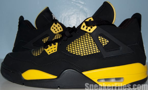 Air Jordan 4 (IV) Thunder 2012 Retro Video Review