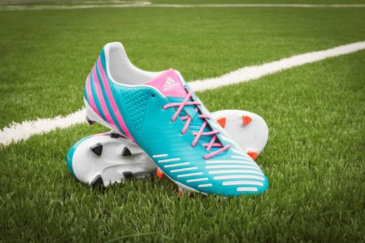 mls-stars-to-debut-mi-adidas-breast-cancer-awareness-cleats-6