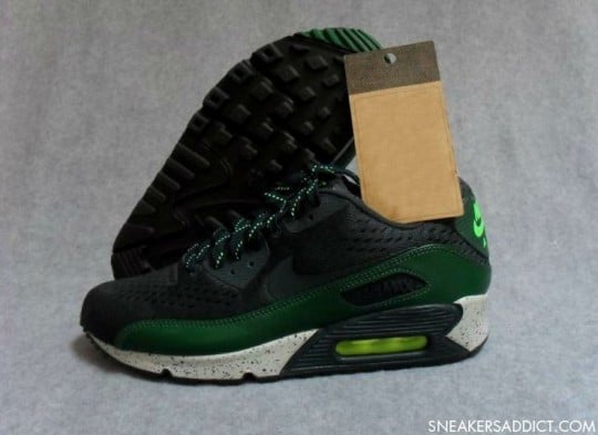 nike-air-max-90-em-tokyo-2