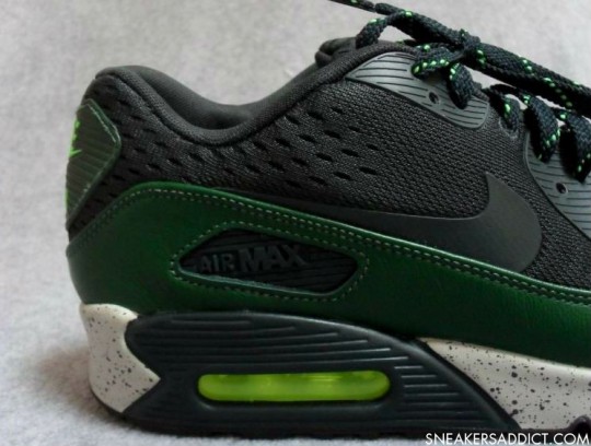 nike-air-max-90-em-tokyo-6