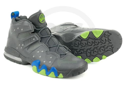 nike-air-max-barkley-dark-grey-photo-blue-action-green-3