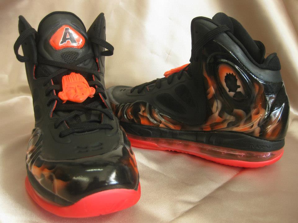 nike-air-max-hyperposite-abnorman-custom-1