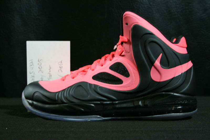 Nike Air Max Hyperposite ‘Black/Hot Punch’