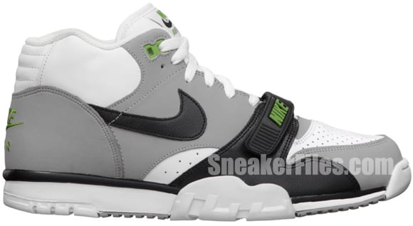 nike-air-trainer-1-mid-premium-chlorophyll-official-images