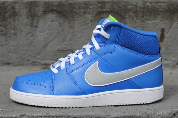 nike-backboard-ii-mid-signal-blue-grey-white-1