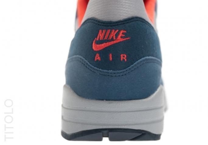 nike-wmns-air-max-1-wolf-grey-sunburst-utility-blue-4