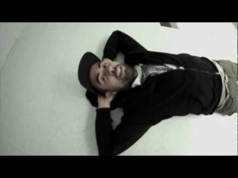 Video: Nike SB: Eric Koston – Mr. Control It All – Mission 5, Fakie 5-0 Pronto