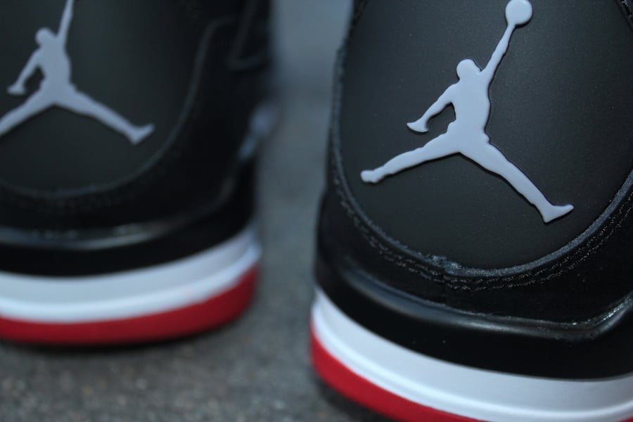 Air Jordan 4 ‘Black/Cement’ – New Images
