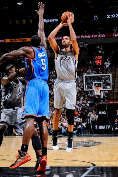 Kendrick Perkins Sports Black 'Away' Nike KD V (5) PE