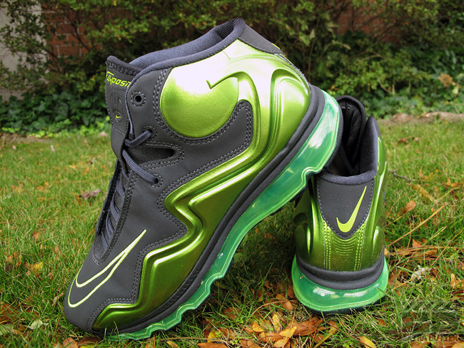 Nike Air Max Flyposite ‘Brilliant Green’ at Extra Butter