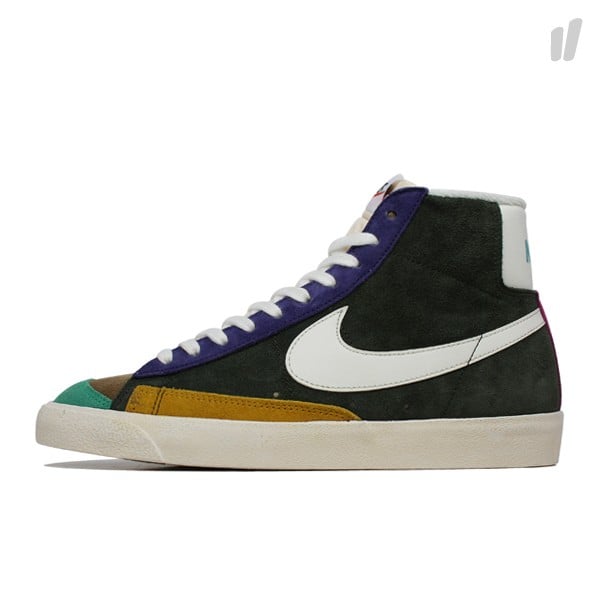 Nike Blazer Mid Premium ’77 VNTG NRG ‘Sequoia/Sail-Night Blue’ at Overkill