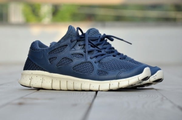 Release Reminder: Nike Free Run+ 2 Woven Leather TZ ‘Squadron Blue’