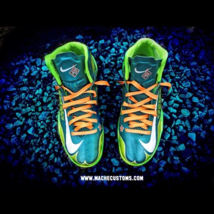 nike-lunar-hyperdunk-scooby-doo-custom-2