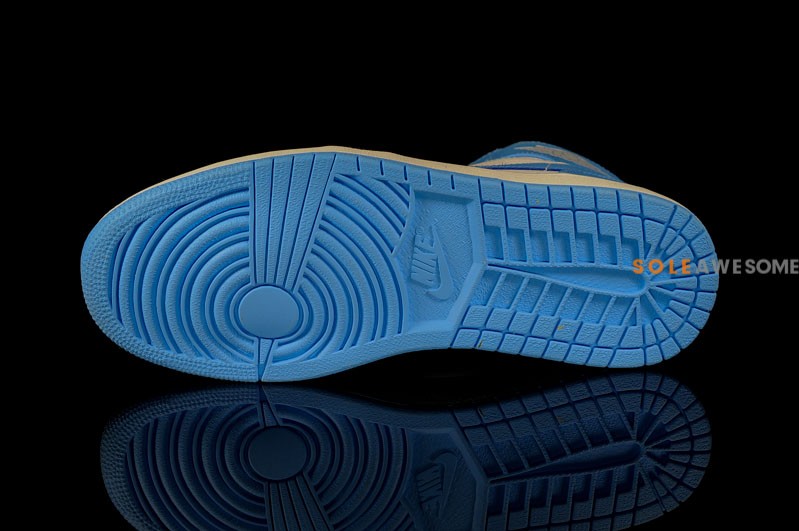 Air Jordan 1 Mid 'UNC' - New Images