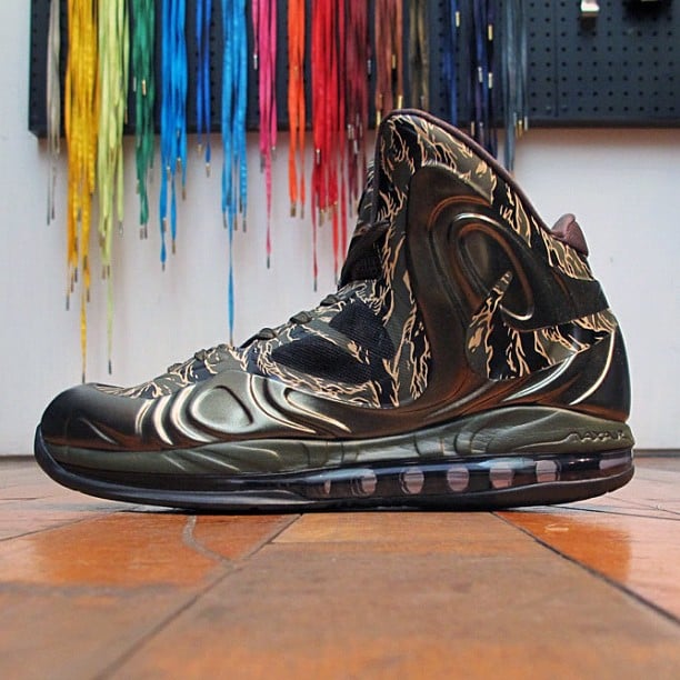 nike hyperposite tiger camo