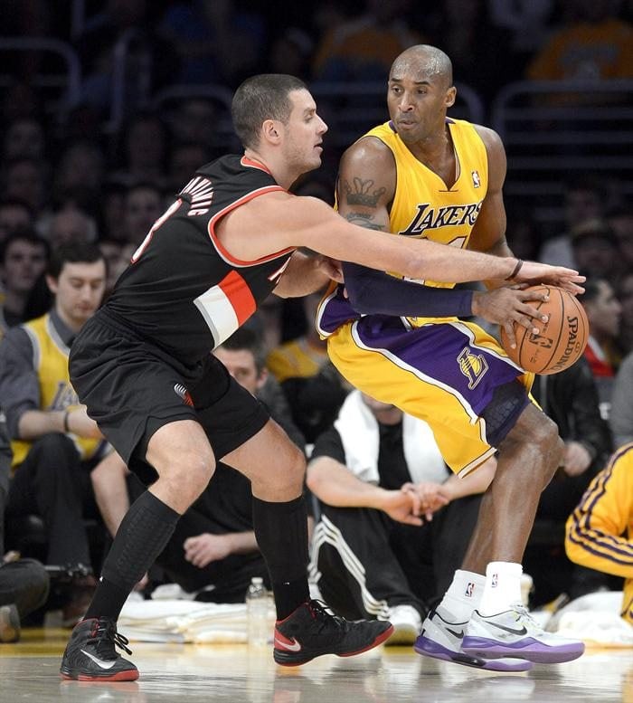 kobe-bryant-debuts-new-nike-kobe-viii-8-pe-3