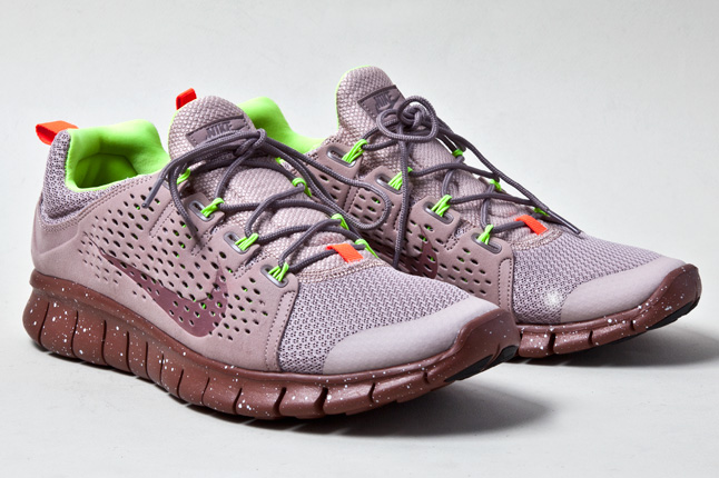 nike-free-powerlines-ii-diffused-taupe-2