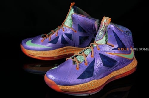 nike-lebron-x-gs-galaxy-1