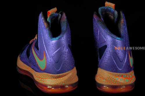 nike-lebron-x-gs-galaxy-7