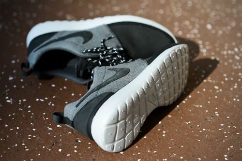 Nike Roshe Run Premium NRG | Holiday 2012