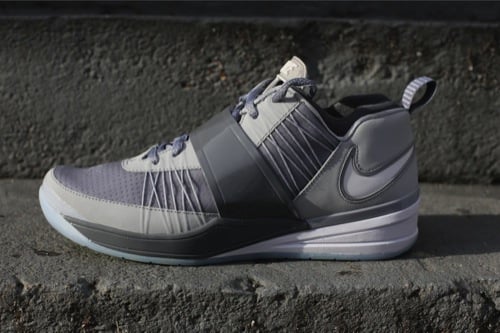 nike-zoom-revis-wolf-grey-1