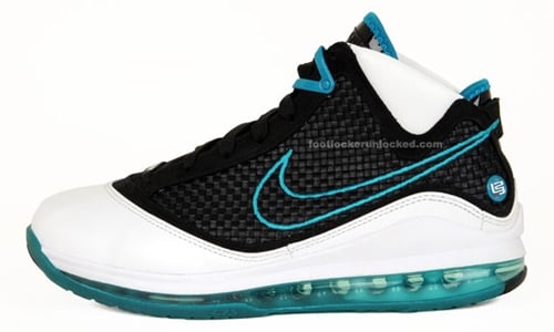 Nike Air Max LeBron VII NFW – ‘Red Carpet’ Restock