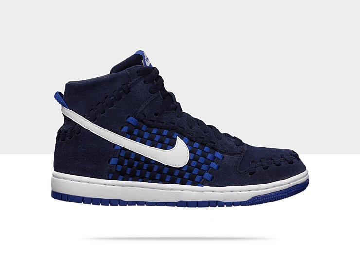 Nike-Dunk-Woven-Mens-Shoe-555030_400_A
