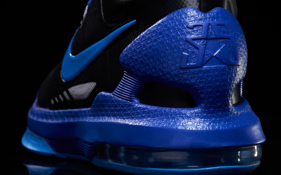 Nike KD V (5) 'Black:Blue Glow-Game Royal-Strata Grey'2