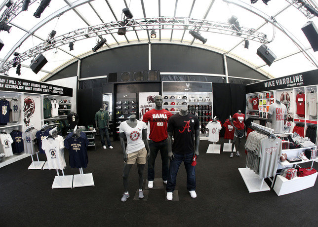 Nike Yardline at Champs Sports on South Beach Delivers Premium Retail Experience5