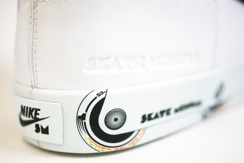 Skate Mental x Nike SB Dunk High LR 'Rollerblade'4