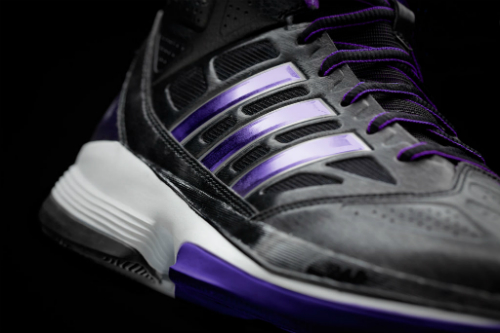 adidas and Dwight Howard Launch the D Howard Light Basketball Shoe‏