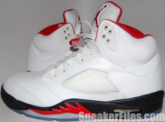 Air Jordan 5 (V) Fire Red 2013 – Epic Look