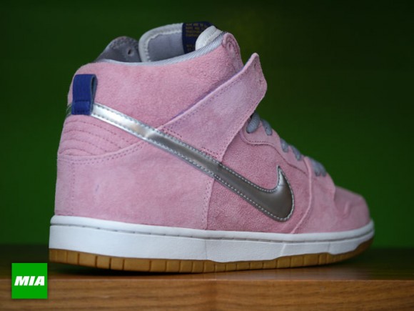 concepts-nike-sb-dunk-high-when-pigs-fly-releasing-at-additional-retailers-3