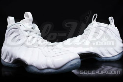 nike-air-foamposite-one-white-out-new-images-4