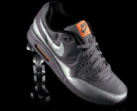 Nike Air Max Light – October 2009