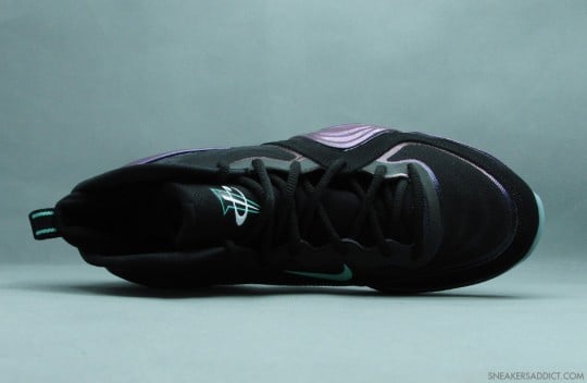 nike-air-penny-v-5-black-atomic-teal-purple-8