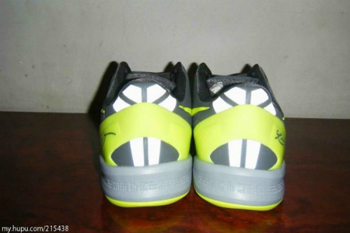 Nike Kobe VIII (8) ‘Grey/Volt’