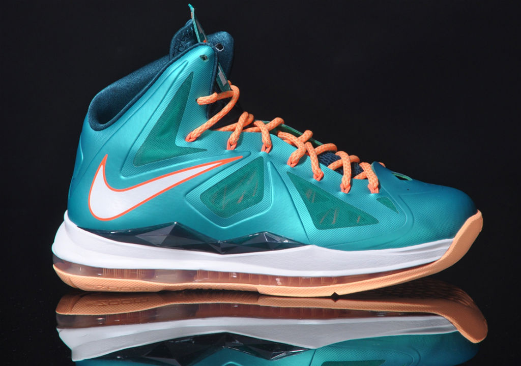 nike-lebron-x-10-setting-1