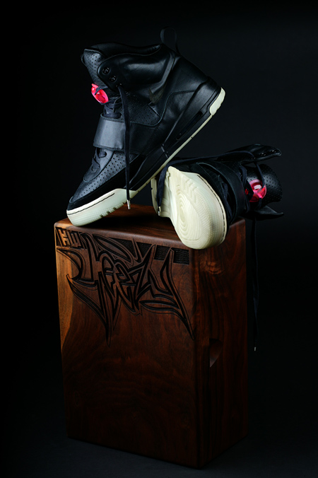 Nike Sportswear Air Yeezy Grammy – Doernbecher Charity Auction