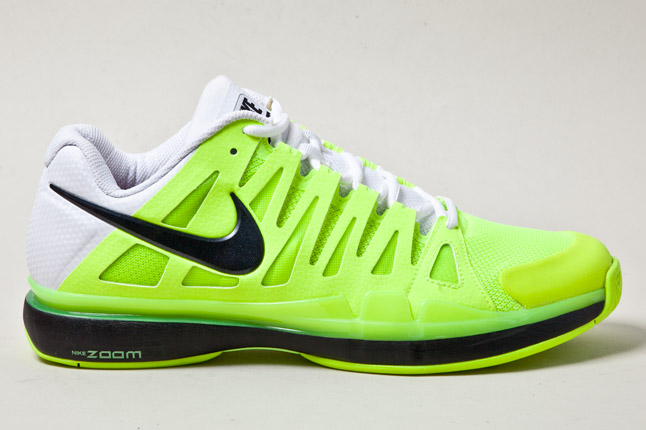 nike-zoom-vapor-9-tour-volt-1