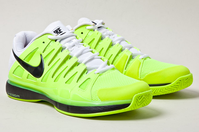 nike-zoom-vapor-9-tour-volt-2